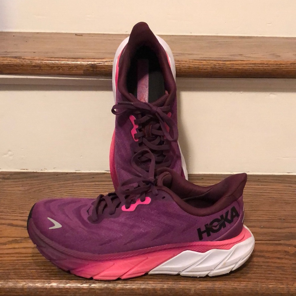 Hoka Arahi Running Shoes-7.5